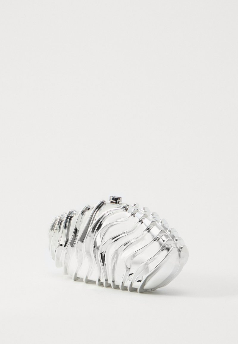 Cult Gaia EZARA CLUTCH - Clutch - shiny silver coloured