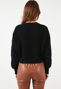 LELA REGULAR FIT - Cardigan - black
