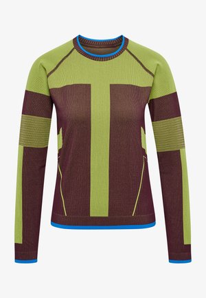 Långärmad atletisk topp i grönt och vinrött, med texturerade ränder, blå detaljer och rund halsringning. Tillverkad av andningsbart, stretchigt material.