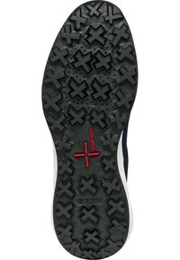 Semelle extérieure en caoutchouc noir avec un motif de crampons multidirectionnels et des accents rouges. Présente la marque "GEOX" et une surface texturée pour une meilleure adhérence.