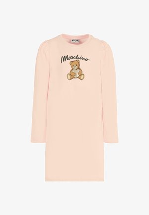 Roze lange mouwen jurk met een teddybeer grafiek en het "Moschino" logo, zachte stof, ronde hals en geplooide accenten op de schouders.