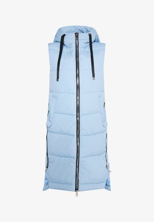 Polstret ærmeløs jakke i lyseblå med hætte, med lynlås foran, to sidelommer og sorte detaljer på lynlåsene.
