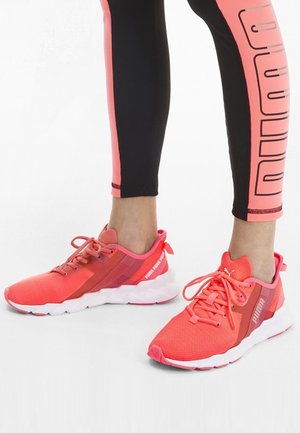 Laufschuh Straße - pink