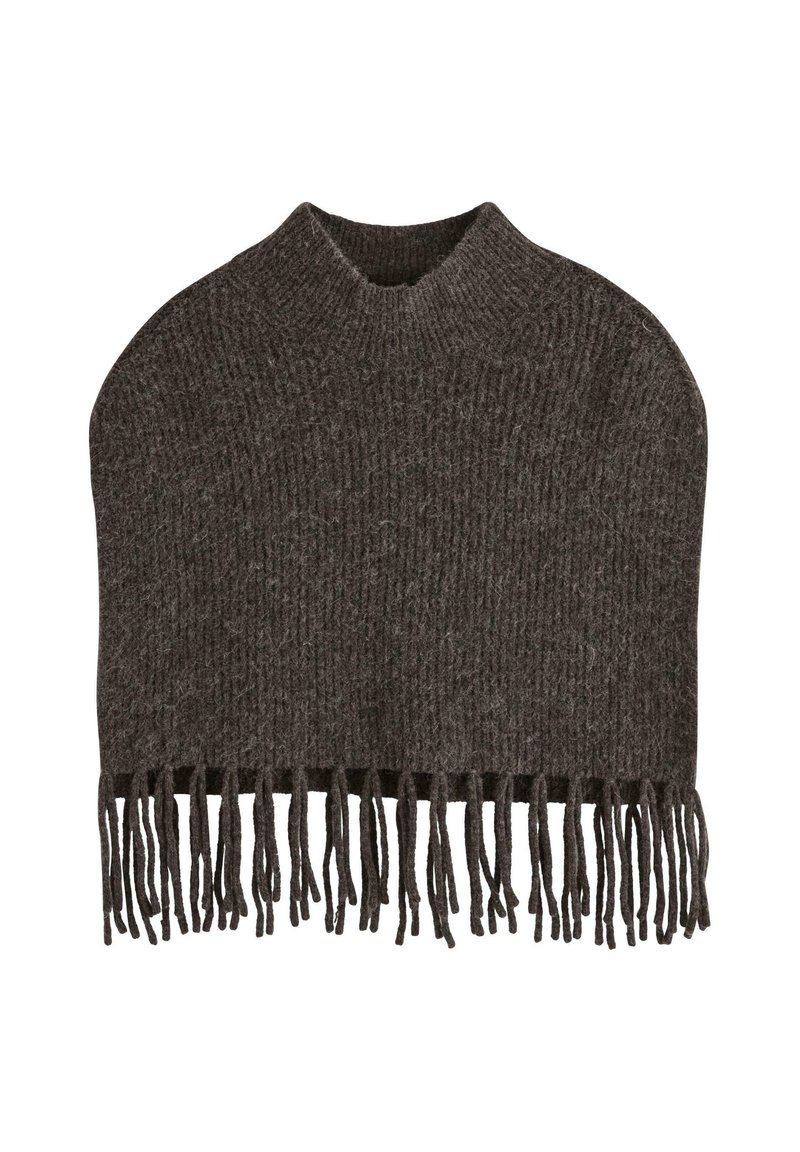 Brązowy dziany ponczo z wysokim kołnierzem i frędzlami na dolnej krawędzi, z prążkowaną fakturą dla dodatkowego ciepła.