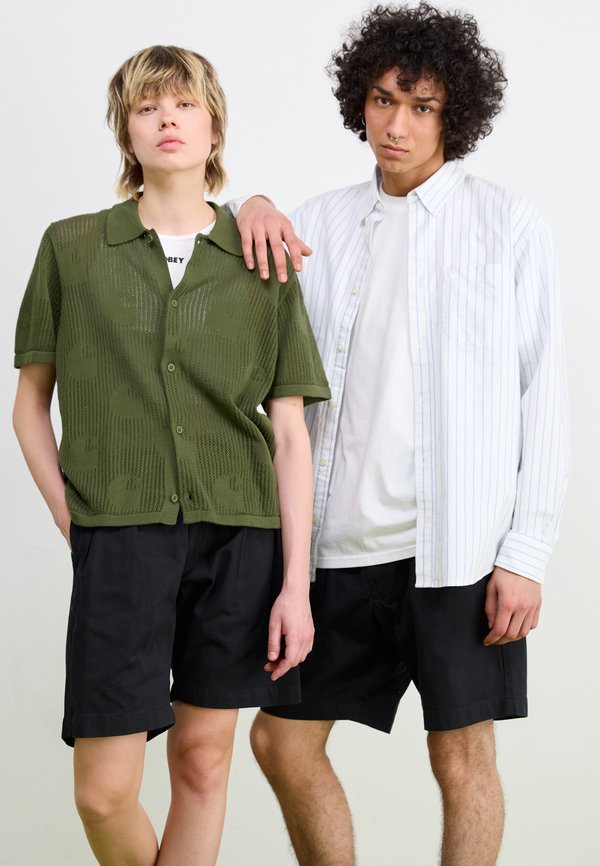 DRILL PART TIMER UNISEX - Shorts4