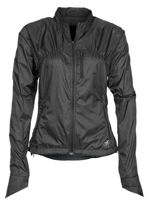 Veste légère noire à fermeture éclair, manches longues, col montant, poche poitrine zippée et détail élastique à la taille.