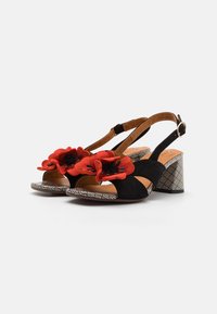 Chie Mihara Sandalai - orange