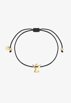 Čierny nastaviteľný náramok z kordu so zlatým anjelským príveskom, ktorý obsahuje malý priehľadný drahokam a okrúhlu zlatú značku.