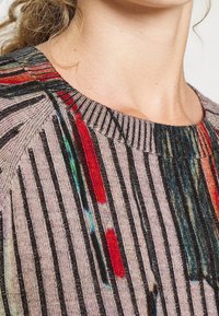 Paul Smith Sweter