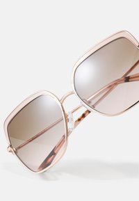 Michael Kors GREENPOINT - Occhiali da sole - rose-gold-coloured/pink insert