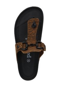 Brune og sorte sandaler med et tigerstribemønster, justerbar rem og gummisål. Har en rund, sort accent på remmen.