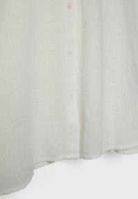 Stradivarius BASIC FLOWING WITH POCKET - Hemdbluse - white