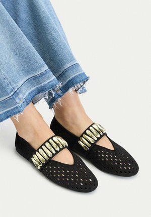 DeeZee, DEEZEE WOMEN'S BALLET FLATS BLACK - Bailarinas con hebilla - black