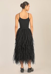 Apart Falda acampanada - schwarz