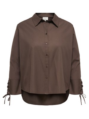 ONLY Carmakoma, SHIRT CAROREGON SHIRT - Blúzka so zapínaním na gombíky - bracken