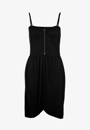 Zwarte mouwloze jurk met een ritssluiting aan de voorkant, een getailleerd lijfje en een asymmetrische, geplooide rok. Gemaakt van een gladde, rekbare stof.