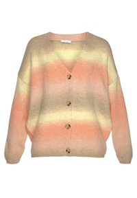 Cardigan med V-hals, som har en gradient av persika, gult och beige. Har fyra runda knappar och en lös passform. Mjuk textur.