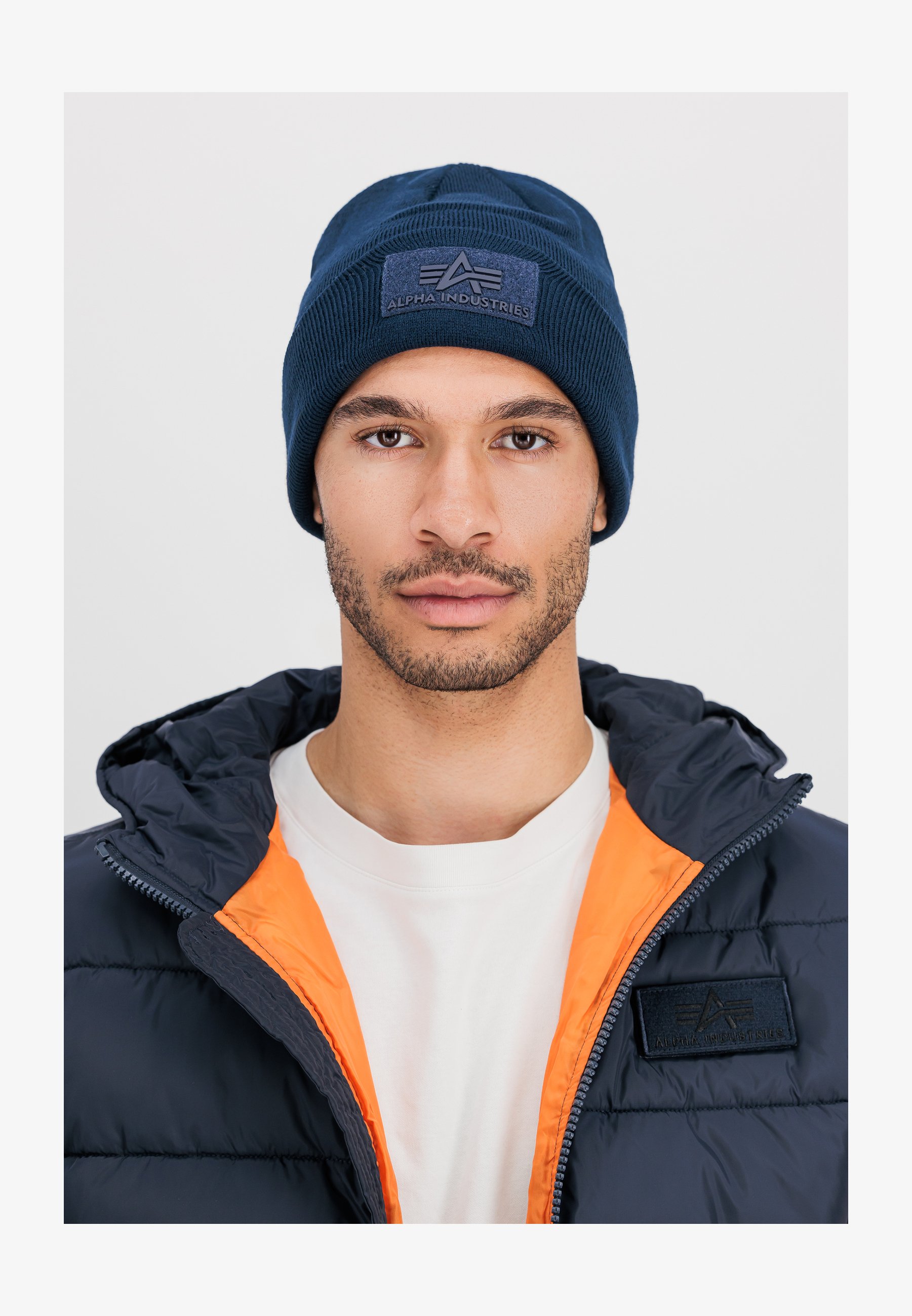 Alpha Industries Calzini Unisex - Confezione Da 3 Paia, Misto Cotone, Logo Ricamato, Basic