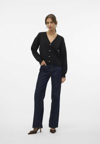 Vero Moda ROLL V-NECK - Adīta jaka - black