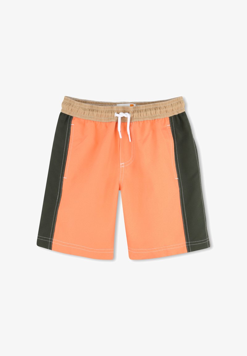 Shorts de bain orange avec une taille élastique beige et un cordon de serrage. Présente des panneaux latéraux vert foncé et des accents de couture blanche. Texture douce.