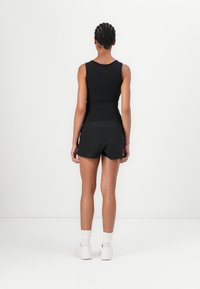adidas Performance - Krótkie spodenki sportowe