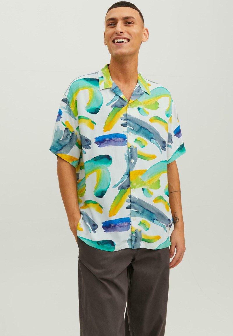 Jack & Jones Rundhalsshrt JPRCCLOGAN SS TEE CREW NECK SN, Aus 100% Pflegelechter Baumwolle Für