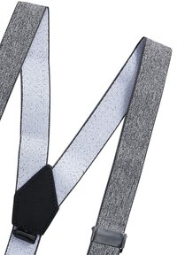 Grå hängslen med svarta läderdetaljer, som har två breda texturerade remmar och justerbara metallklämmor för säker fästning.