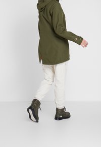 Icepeak Regnjacka - olive