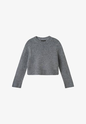Grå cropped sweater med ribbet tekstur, rund hals og lange ærmer. Har sidespalter i kanten for en afslappet pasform.