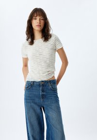 Koton SEMI SHEER CROP  - Camiseta estampada - white