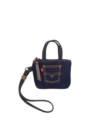 Levi's®, LEVI'S MINI BACKPOCKET TOTE CHARM OCEAN - Bolso de mano - ocean indigo wash - dark indigo - flat finish -