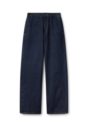 Donkerblauwe wijde denim broek met voorzakken en knoopsluiting, weergegeven op een witte achtergrond.