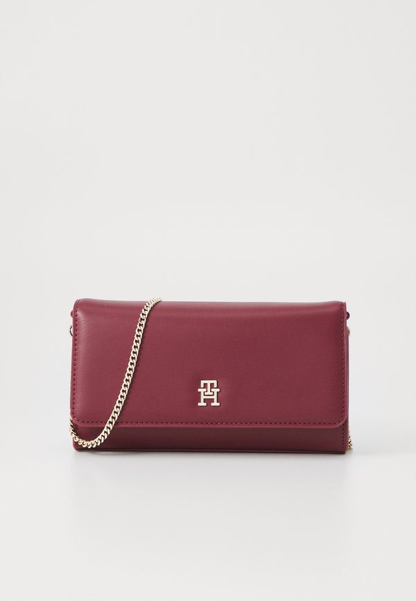 ETERNITY CHAIN CROSSOVER - Cross body bag - raspberry truffle
