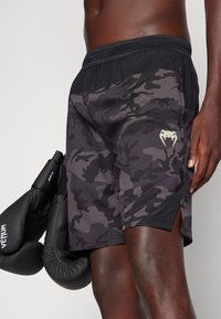Venum G-FIT AIR TRAINING SHORT - Športne kratke hlače - black