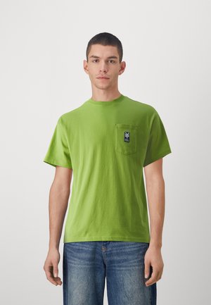 INITIAL POCKET  UNISEX - Základné tričko - green