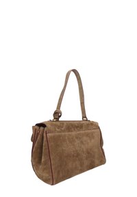 Borsa a tracolla in suede marrone, di forma rettangolare, con piping viola lungo i bordi. Presenta una chiusura con zip e una texture morbida.