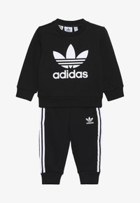 Neselectat, black/white