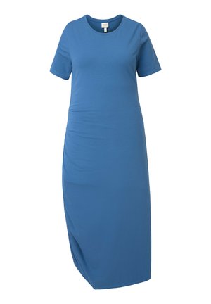 Blauwe, korte mouwen, midi-lange casual jurk met ronde hals en subtiele plooien aan de zijkant op een effen achtergrond.