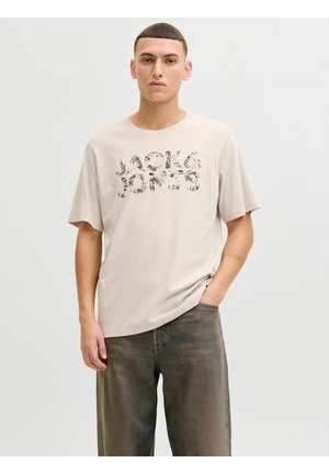 - T-shirt z nadrukiem