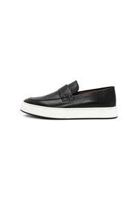 Schwarzer Leder-Schlupfschuh mit einer weißen Gummisohle, runder Schuhspitze und dezentem Nähen auf dem Obermaterial.