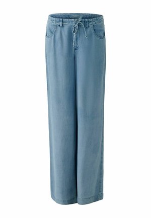 Pantalon en denim bleu clair à jambes larges avec une taille élastique et un cordon de serrage, doté de poches avant et de passants pour ceinture.