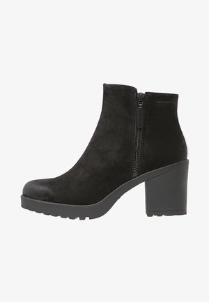 Vagabond, Boots à talons - black