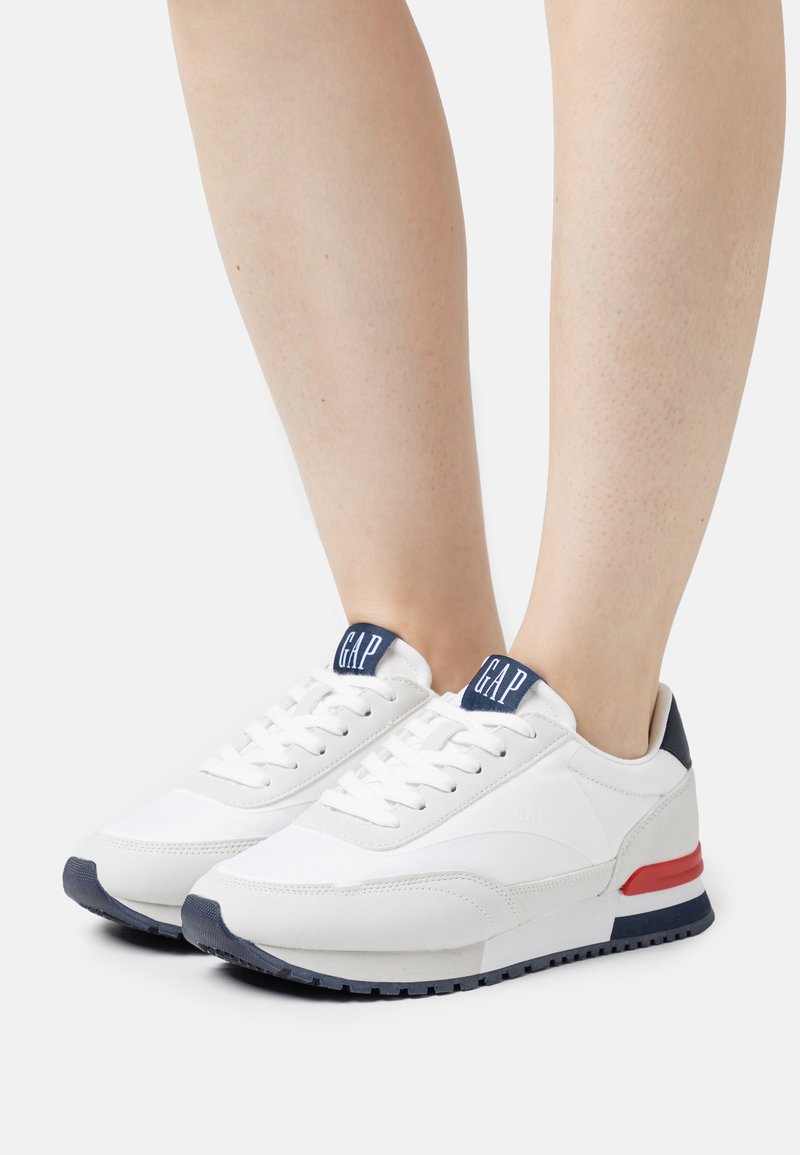 GAP NEW YORK NYL - Sneaker low - white