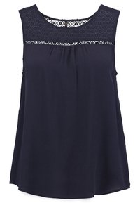 Granatowy top bez rękawów z koronkowymi zdobieniami przy dekolcie i luźnym fasonem. Miękki materiał i delikatne marszczenia tworzą efekt drapowania.