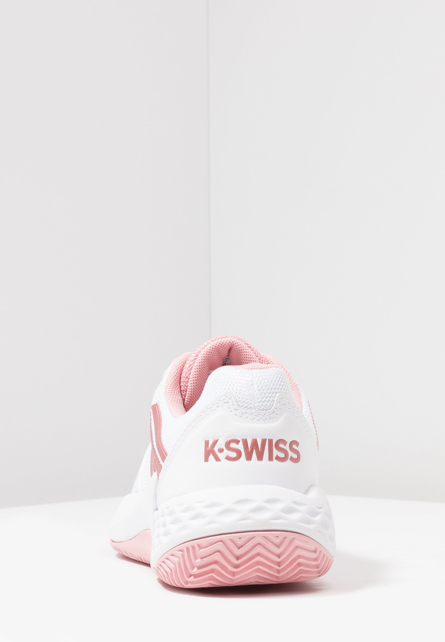 K SWISS AERO COURT HB Clay court tennissko whitecoral K SWISS AERO COURT HB Clay court tennissko whiteblack