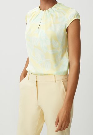 Blouse - light yellow
