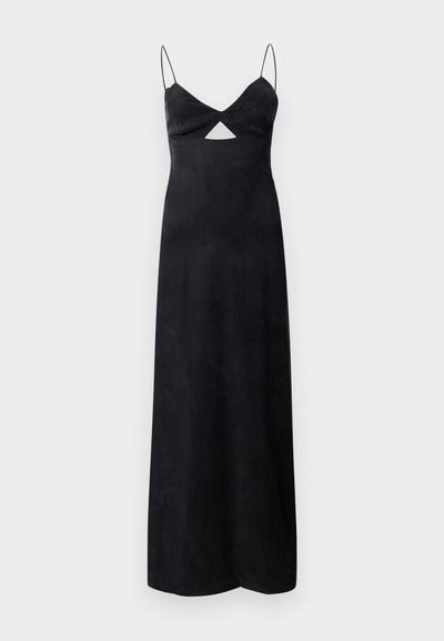 Μαύρο αμάνικο μάξι φόρεμα με λεπτές τιράντες και μικρή τριγωνική ανοίγμα κάτω από το στήθος, απεικονισμένο σε μονόχρωμο φόντο.