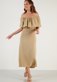 LELA SLIM FIT - Juhlamekko - dark brown