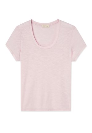 Lyserød kortærmet T-shirt med rund halsudskæring og blødt, struktureret stof. Enkel design uden mønstre eller dekorationer.