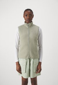 Peak Performance PILE VEST - Smanicato - limit green
